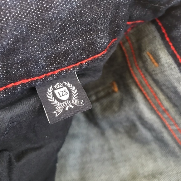 Tommy Hilfiger 30” Inseam Classic Straight Jeans - Picture 7 of 7